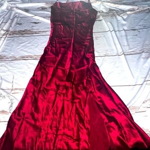 NWT Silk Maison 100% Mulberry Silk slip dress